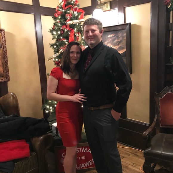 Meet your Posher, Trinity - Picture 2 of 5